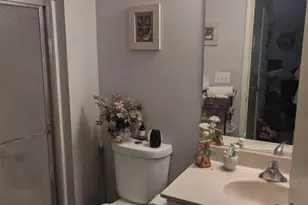 870 Honeybrook Cir, Lopatcong Township, NJ 08886 - Photo 16