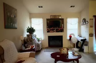 870 Honeybrook Cir, Lopatcong Township, NJ 08886 - Photo 6