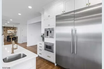 134 Hillsborough Rd, Hillsborough Township, NJ 08844 - Photo 14