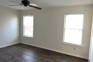 111 Wisbech Pl, Franklin Township, NJ 08873 - Photo 12