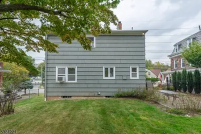 98 Browertown Rd, Little Falls Township, NJ 07424 - Photo 28