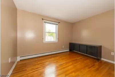 98 Browertown Rd, Little Falls Township, NJ 07424 - Photo 18