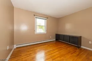 98 Browertown Rd, Little Falls Township, NJ 07424 - Photo 18