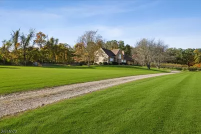 193 Parker Rd, Washington Township, NJ 07853 - Photo 14