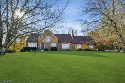 193 Parker Rd, Washington Township, NJ 07853 - Photo 10