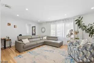 11 Lewis Ln, Sparta Township, NJ 07871 - Photo 4