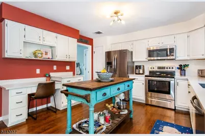 7 Chestnut St, Washington Township, NJ 07853 - Photo 14