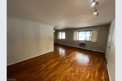 401 Highway22B40U6 #F, North Plainfield, NJ 07060 - Photo 4