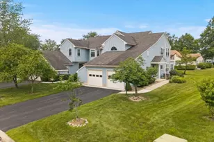 20C Dorchester Dr, Monroe Township, NJ 08831 - Photo 2