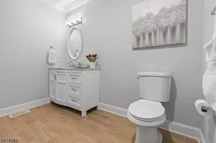 20C Dorchester Dr, Monroe Township, NJ 08831 - Photo 12