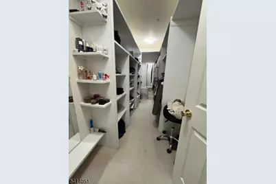 18 Ashley Ct, Hawthorne, NJ 07506 - Photo 34