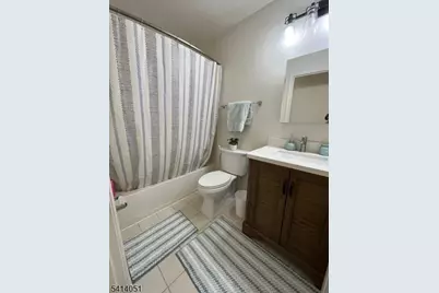 18 Ashley Ct, Hawthorne, NJ 07506 - Photo 40