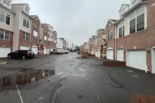 18 Ashley Ct, Hawthorne, NJ 07506 - Photo 10