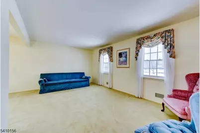 1366 Spur Ct, Bridgewater, NJ 08807 - Photo 4