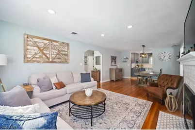 35 Lenox Ter, West Orange Township, NJ 07052 - Photo 6