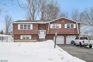 5 Summit Ave, Mount Olive, NJ 07828 - Photo 2