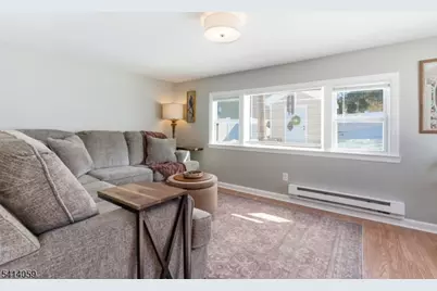 25 Bucknell Way, Hopatcong, NJ 07843 - Photo 12