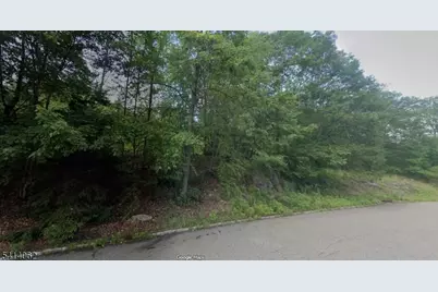 26 S Glen Rd, Kinnelon, NJ 07405 - Photo 4