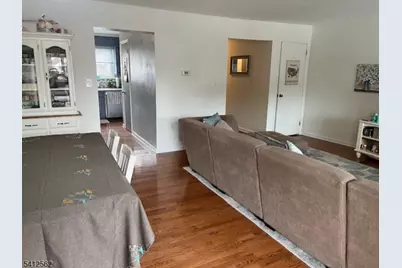 114 Wildflower Ln, Hillsborough Township, NJ 08844 - Photo 8