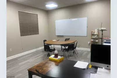 6 Kilmer Rd, Edison, NJ 08817 - Photo 8