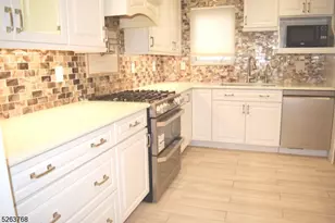 7 Hancock Ct, Montville Township, NJ 07045 - Photo 8