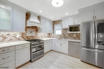 7 Hancock Ct, Montville Township, NJ 07045 - Photo 1