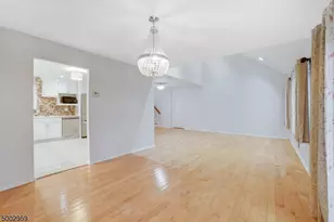 7 Hancock Ct, Montville Township, NJ 07045 - Photo 6