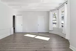 15 E Highland Ave, East Orange, NJ 07018 - Photo 10