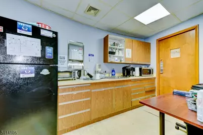 282 E Main St, Somerville, NJ 08876 - Photo 28
