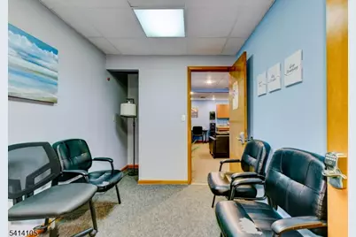 282 E Main St, Somerville, NJ 08876 - Photo 22
