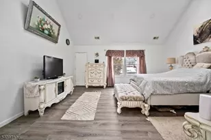 201 Newark Pompton Turnpike, Wayne, NJ 07470 - Photo 16