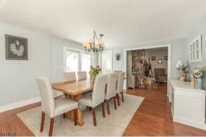 7 Oakwood Trl, Kinnelon, NJ 07405 - Photo 6