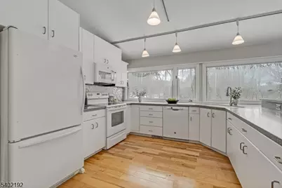 49 Farmersville Rd, Tewksbury Township, NJ 07830 - Photo 12