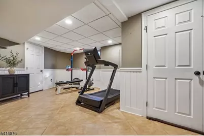 1 Briarcliff Rd, Morris Plains, NJ 07950 - Photo 30