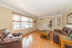 36 Flintlock Dr, Washington Township, NJ 07853 - Photo 20