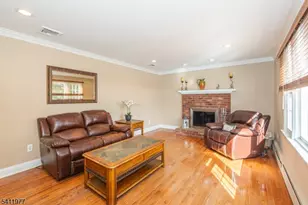 36 Flintlock Dr, Washington Township, NJ 07853 - Photo 18