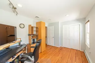 36 Flintlock Dr, Washington Township, NJ 07853 - Photo 28