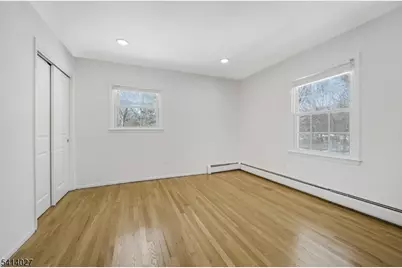 15 Glen Rd, Parsippany, NJ 07054 - Photo 22