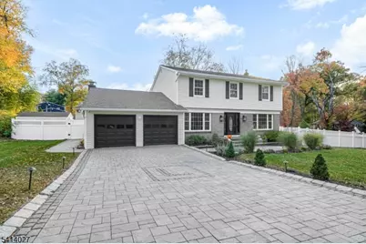 15 Glen Rd, Parsippany, NJ 07054 - Photo 1