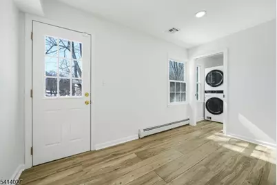 15 Glen Rd, Parsippany, NJ 07054 - Photo 14