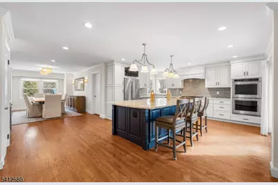 10 Bayberry Ln, Randolph Township, NJ 07869 - Photo 2