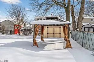 24 4th Ave, Woodbridge Township, NJ 07064 - Photo 26