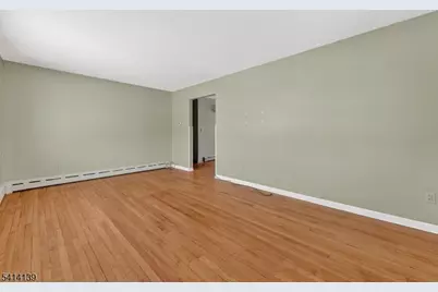 24 4th Ave, Woodbridge Township, NJ 07064 - Photo 2