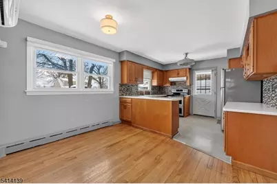 24 4th Ave, Woodbridge Township, NJ 07064 - Photo 6