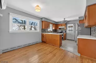 24 4th Ave, Woodbridge Township, NJ 07064 - Photo 6