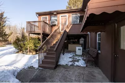 327 Mountain Lake Rd, Liberty Township, NJ 07838 - Photo 4