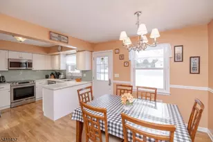 100 Eyland Ave, Roxbury Township, NJ 07876 - Photo 10