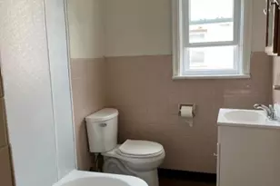 152 S Main St, Phillipsburg, NJ 08865 - Photo 2