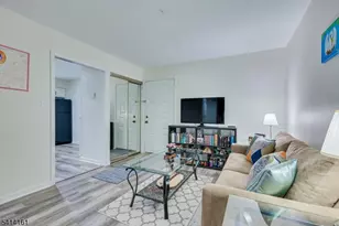 2211 Old Stone Mill Dr, East Windsor Township, NJ 08512 - Photo 8