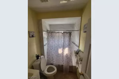 1371 Clinton Ave, Irvington, NJ 07111 - Photo 16